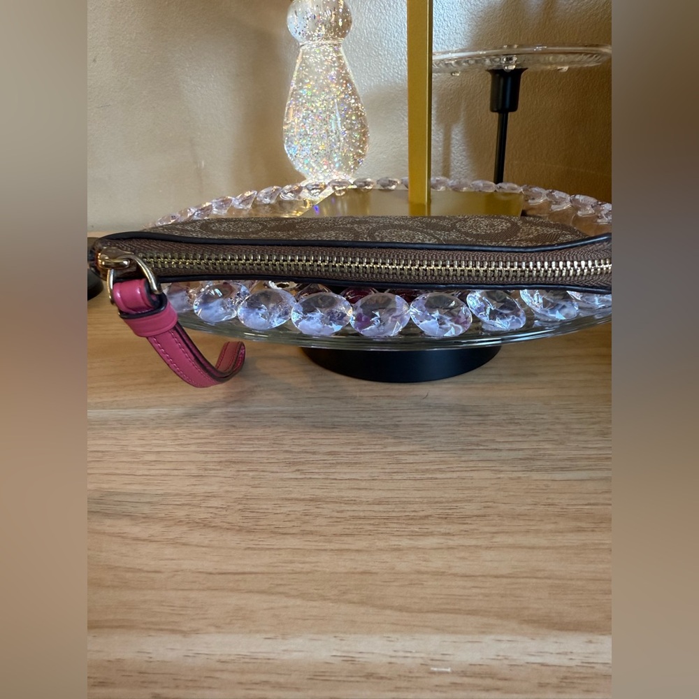 Coach Brown and Rose Color Wristlet EUC - Picture 5 of 7